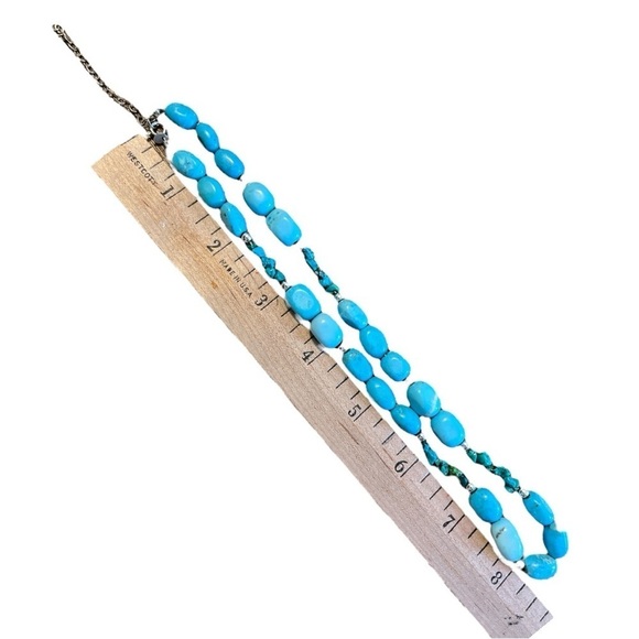 NWT WOMEN'S BLUE NECKLACE, FLOWER RING AND EARRING BUNDLE - Picture 3 of 6